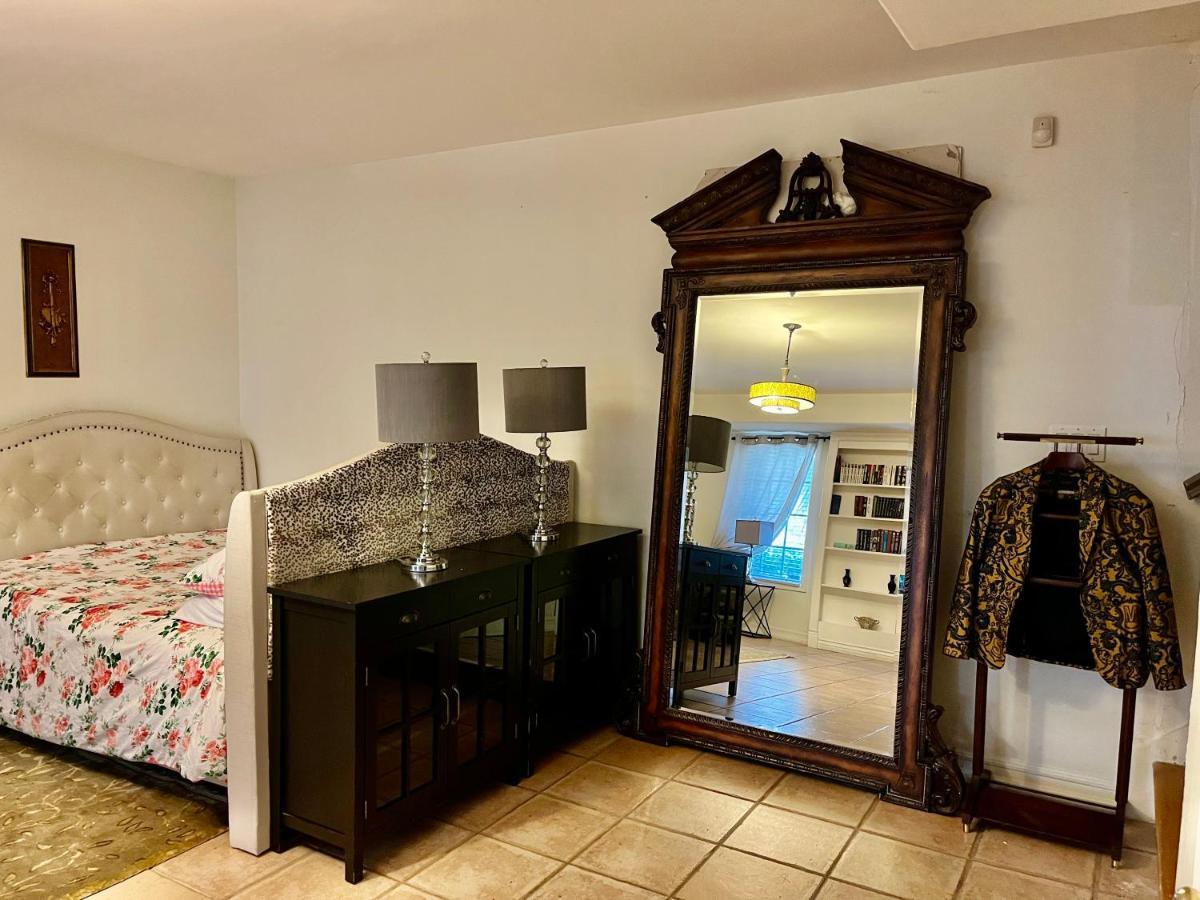 Hollywood Hills Homestay 洛杉矶 外观 照片