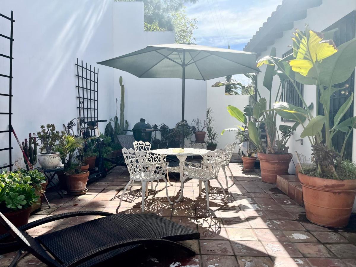 Hollywood Hills Homestay 洛杉矶 外观 照片